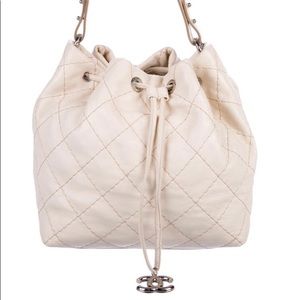 Chanel❤️On the road drawstring bucket bag